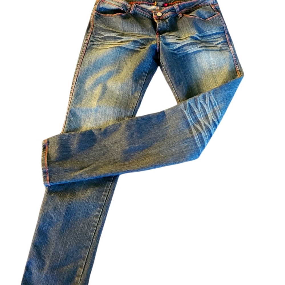 Luxirie by Lrg Denim Distressed Jeans w/ painted "L" Logo